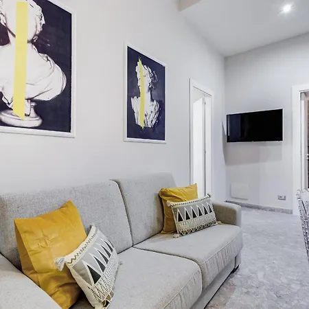 Crystal Trevi Fountain - Romedreamhome *