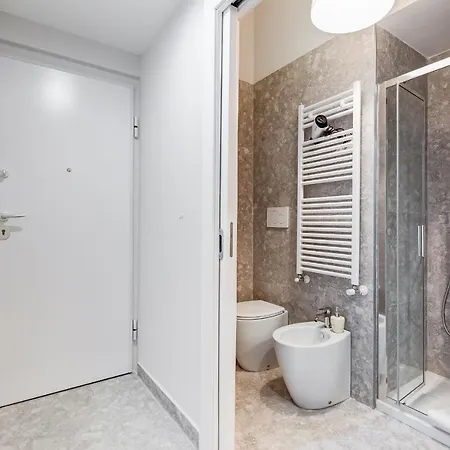 Crystal Trevi Fountain - Romedreamhome Apartman Róma