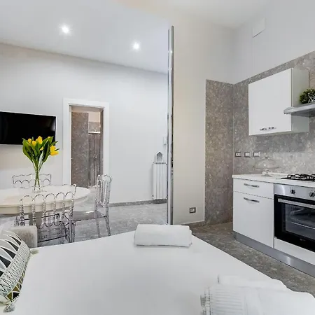 Crystal Trevi Fountain - Romedreamhome * ローマ