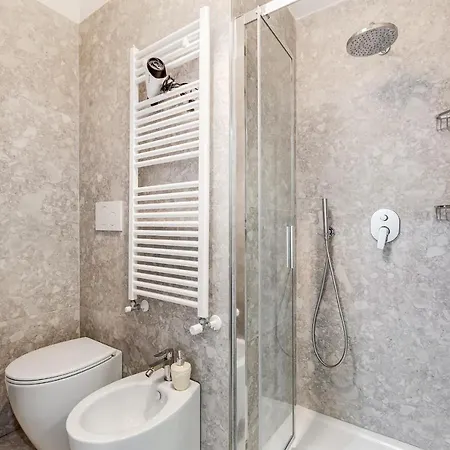 Apartment Crystal Trevi Fountain - Romedreamhome *