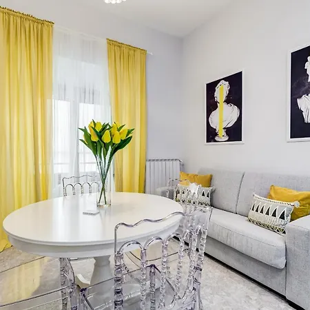 アパート Crystal Trevi Fountain - Romedreamhome ローマ